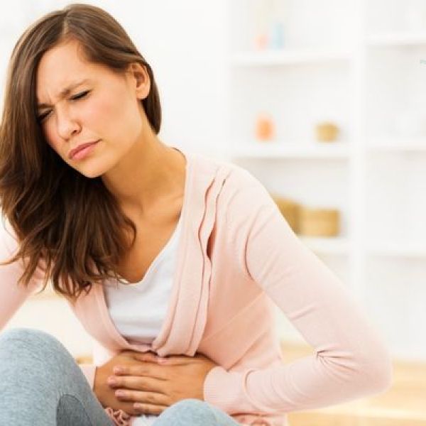 Dor de barriga ao sair de casa